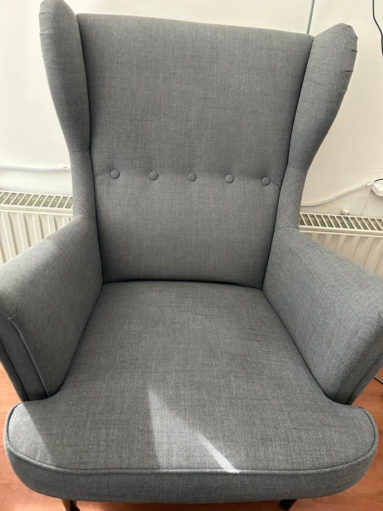 Grijze fauteuil met hocker - comfortabel en netjes, Huis en Inrichting, Ophalen of Verzenden, Gebruikt, Stof, 75 tot 100 cm
