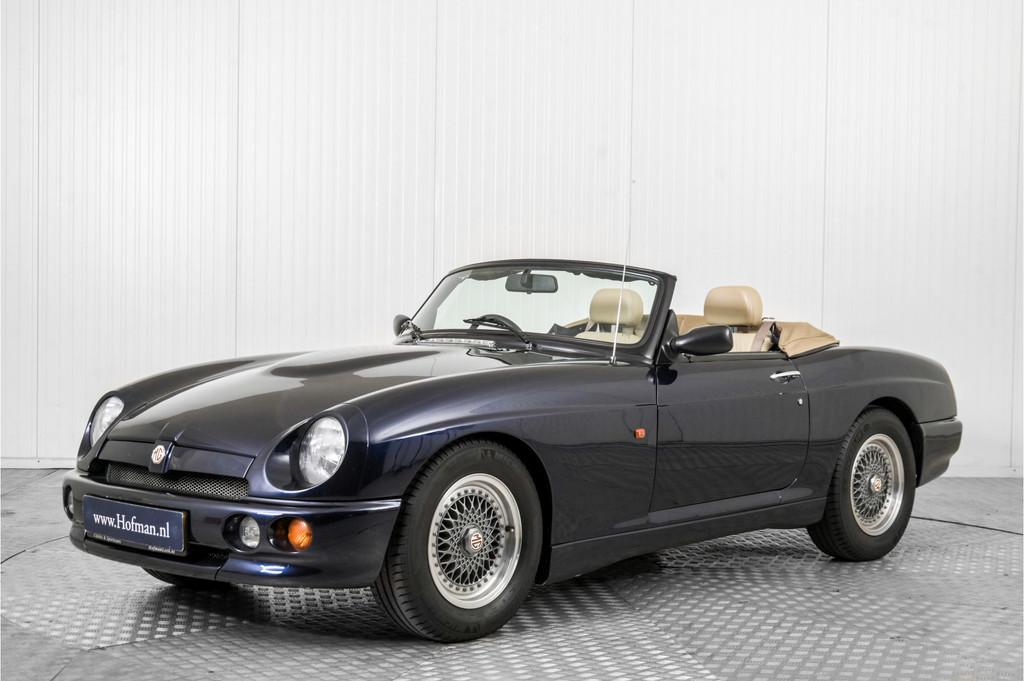 MG RV8 4.0 V8 Oxford Blue (bj 1993), Auto's, MG, Achterwielaandrijving, 190 pk, Cabriolet, Blauw