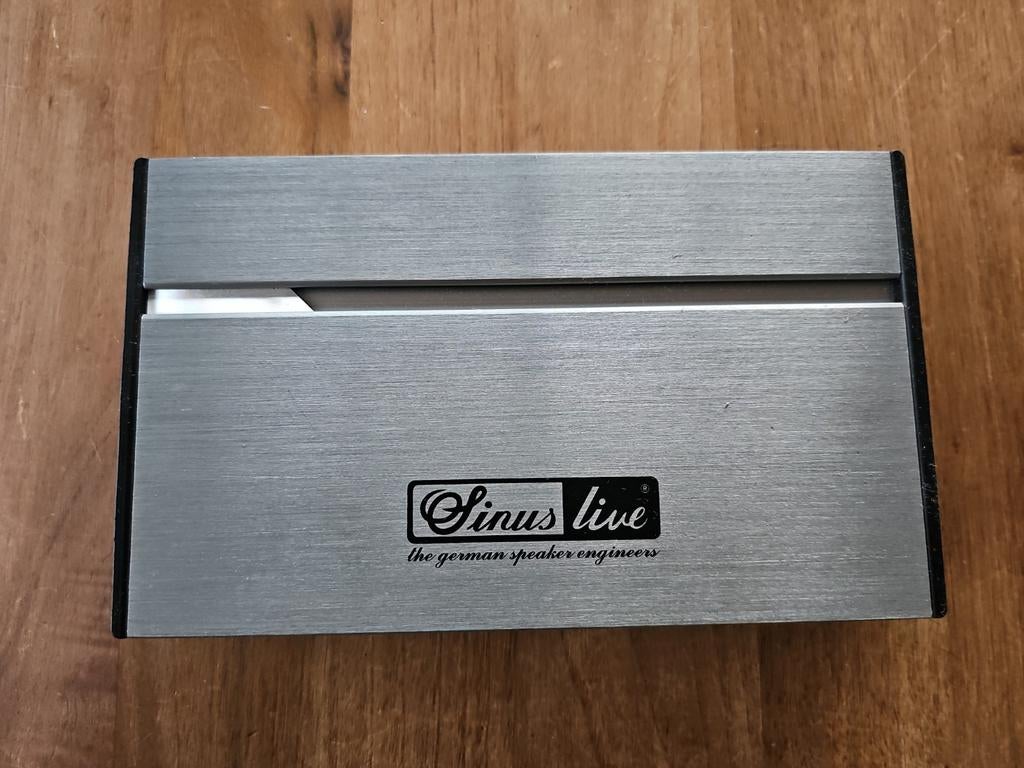 SinusLive SLA-4100D zeer krachtige 4x120w RMS versterker, Ophalen of Verzenden, Zo goed als nieuw