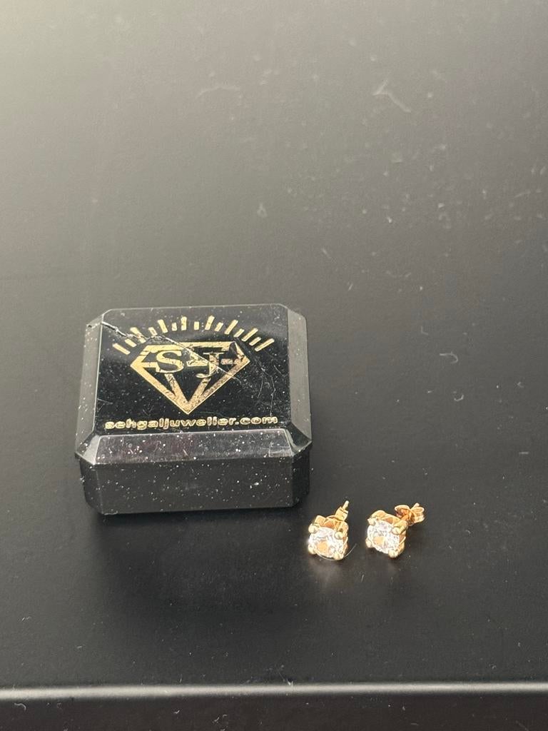 Gouden Oorbellen met Zirkonia Steentjes, Met kristal, Ophalen of Verzenden, Zo goed als nieuw, Knopjes of Stekers