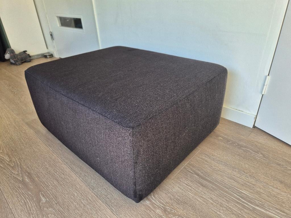Hocker/ poef merk Danca in goede staat, Huis en Inrichting, Ophalen, 50 tot 75 cm, Zo goed als nieuw, 75 tot 100 cm