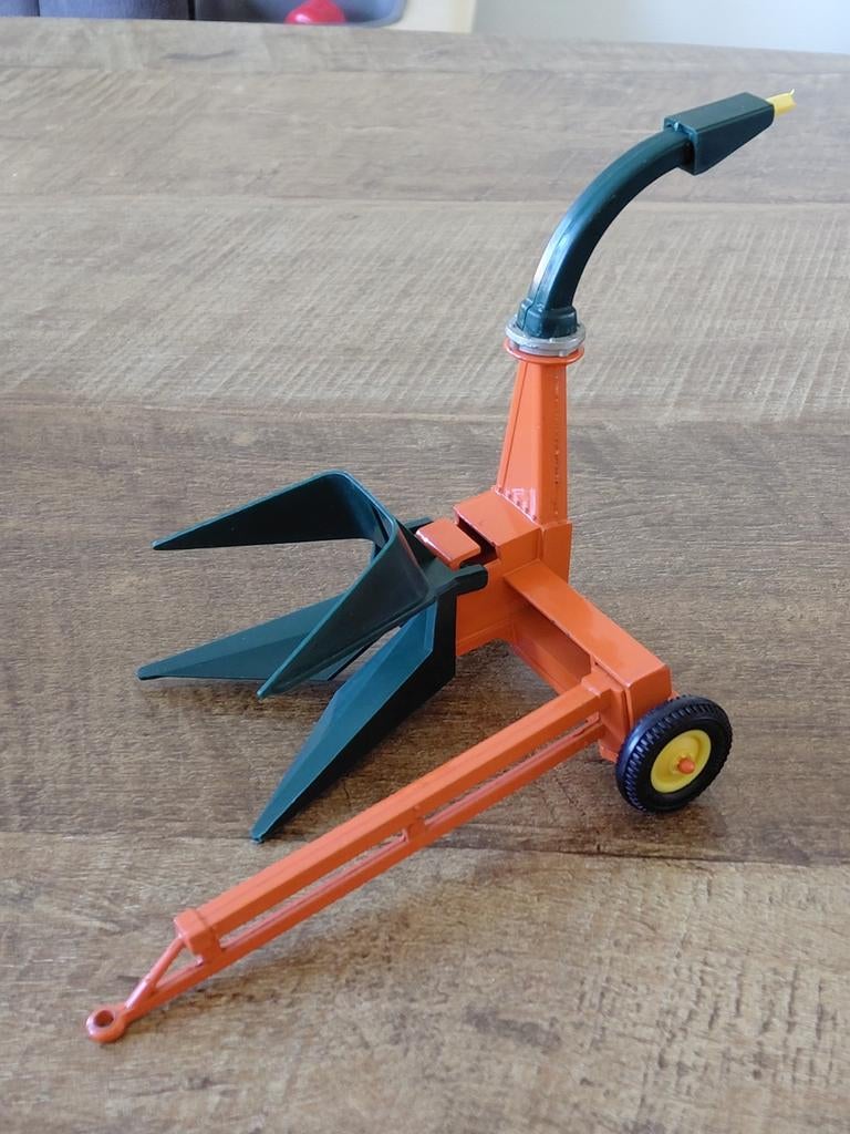 Britains 9542 veldhakselaar maishakselaar farmer modelauto, Hobby en Vrije tijd, Modelauto's | 1:32, Ophalen of Verzenden, Gebruikt