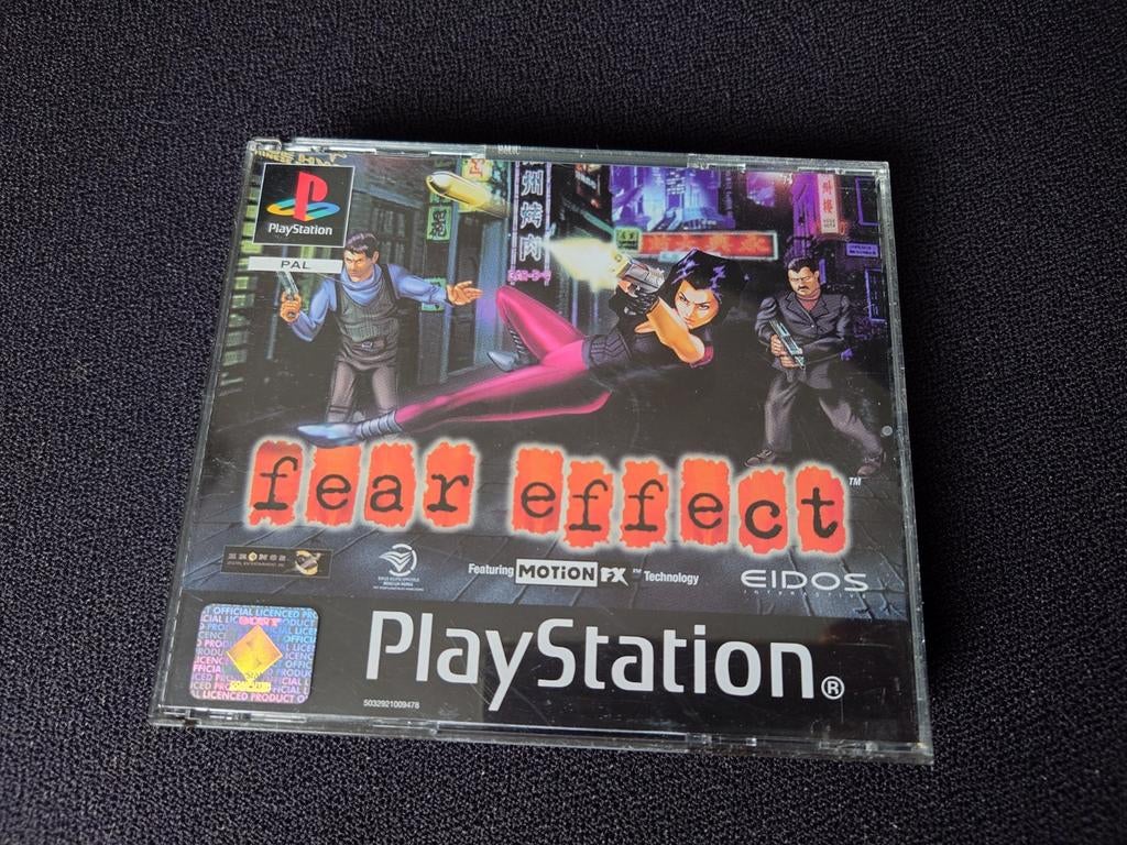 Fear Effect - PlayStation PS1 - PAL - Actie Avontuur!, Spelcomputers en Games, Games | Sony PlayStation 1, Avontuur en Actie, Gebruikt