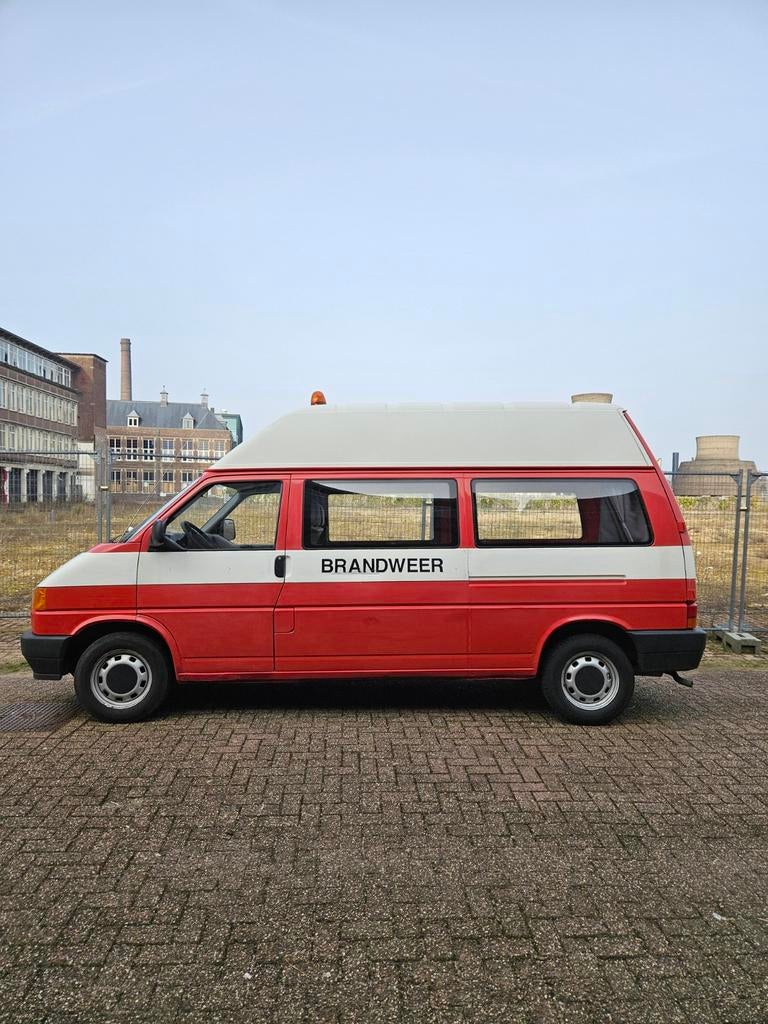 Volkswagen Transporter 1995 GEEL kenteken BENZINE bus camper, Voorwielaandrijving, Stof, Overige carrosserieën, Origineel Nederlands