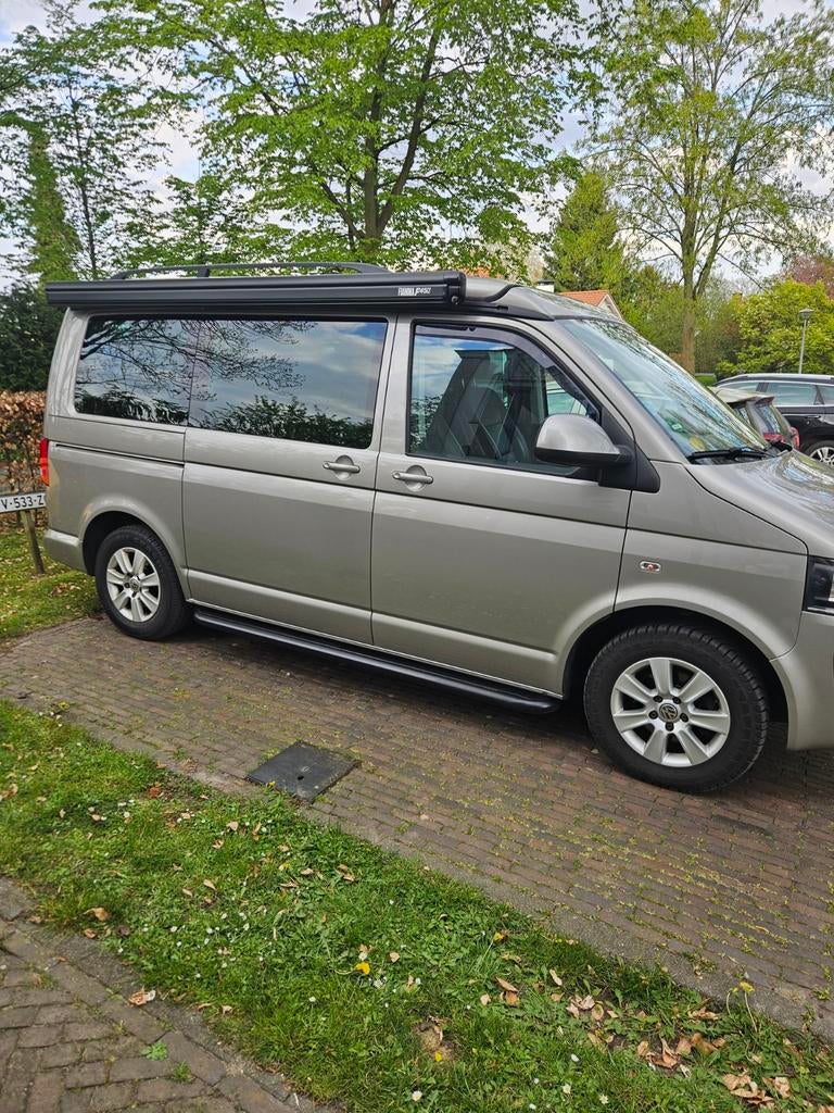 VW T5 Multivan Camper 2.0 TD, Caravans en Kamperen, Campers, Particulier, tot en met 4, Buscamper of Camperbus, Volkswagen, Ophalen