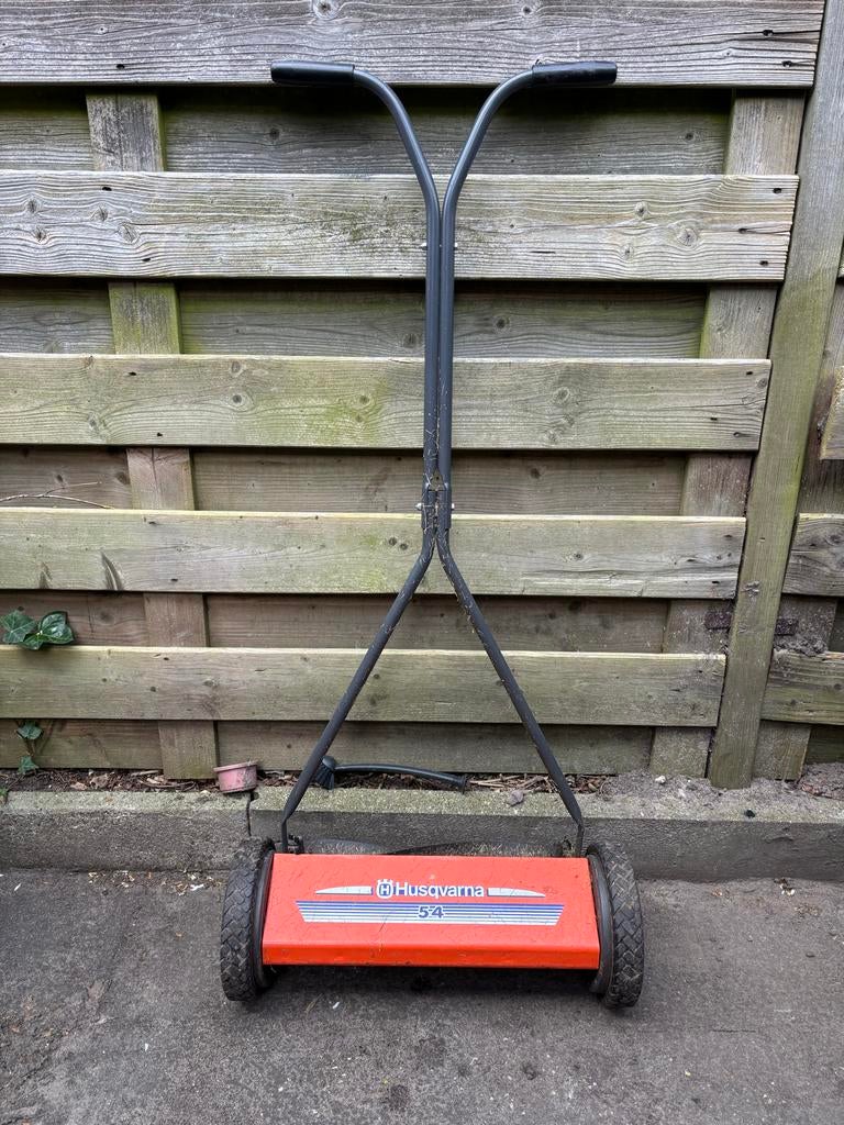 Husqvarna 54 Handgrasmaaier - Klassiek en Betrouwbaar, Tuin en Terras, Ophalen, Gebruikt, Handgrasmaaier, 40 t/m 49 cm