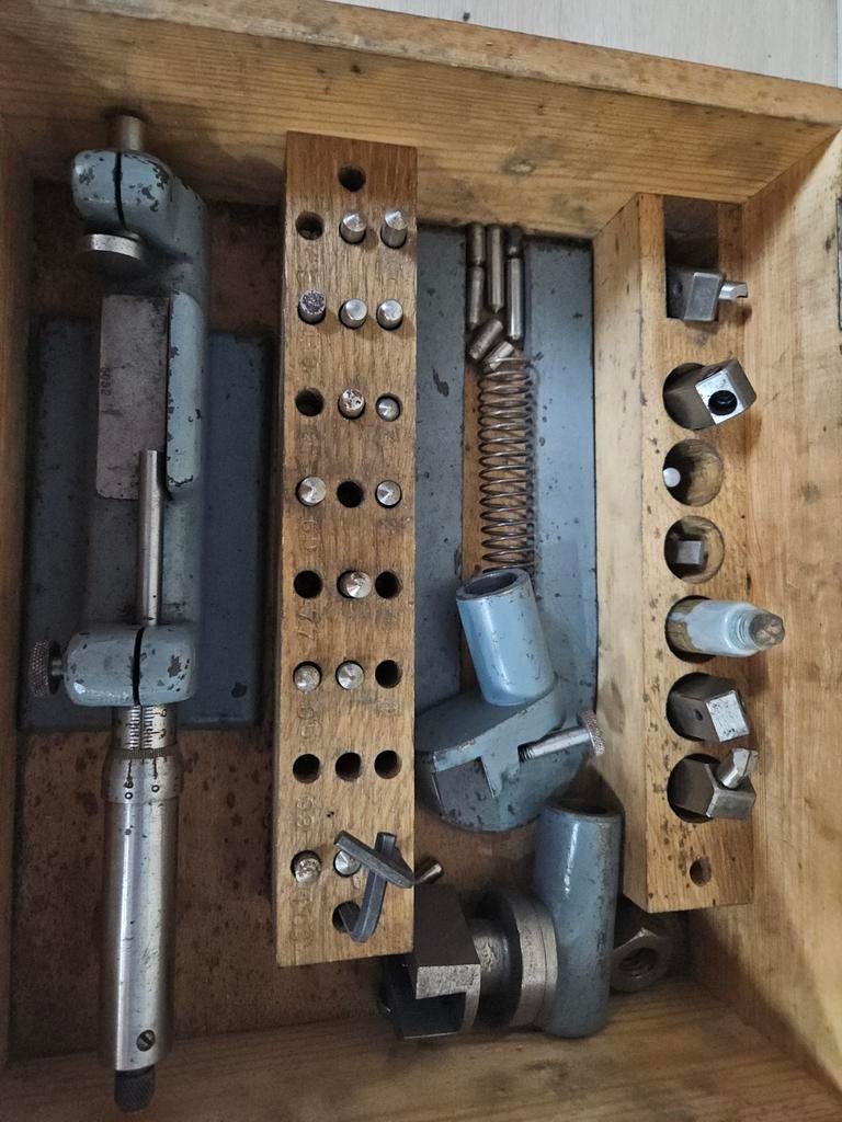 Antiek metaalbewerking gereedschap kotterbar centreer, Ophalen of Verzenden