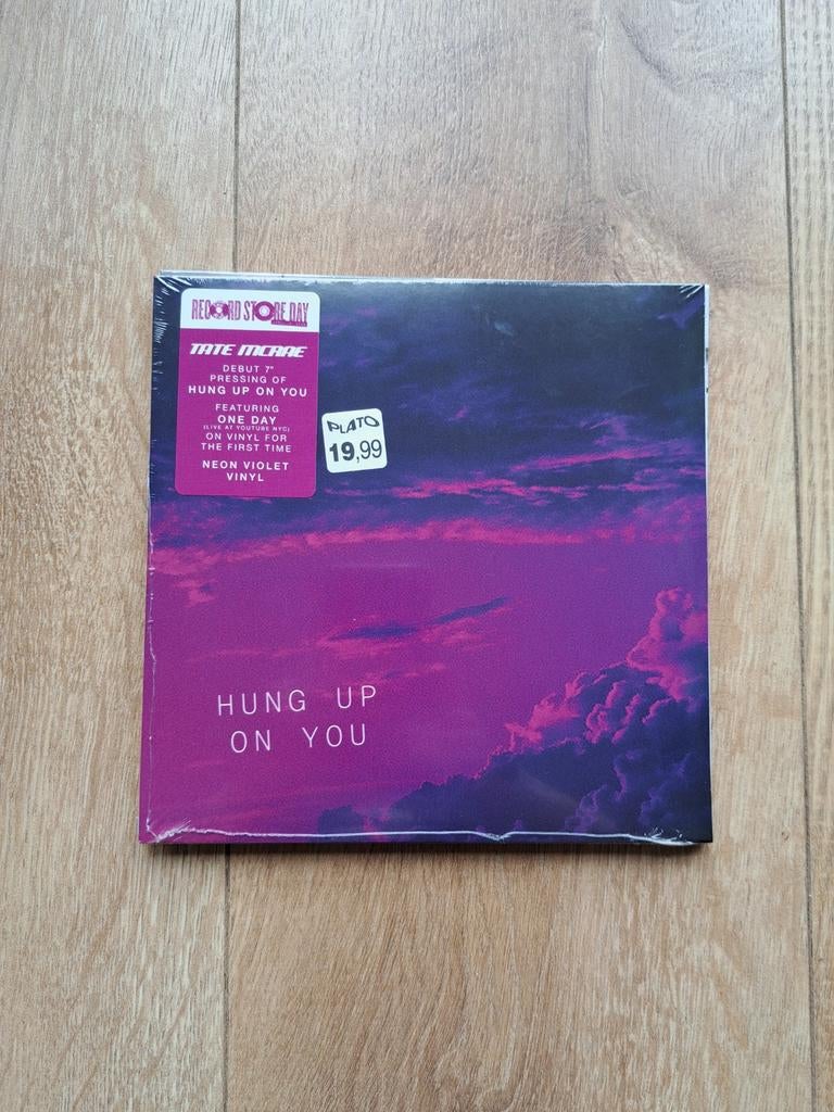 Tate McRae hung up on you vinyl 7" RSD, Ophalen of Verzenden, 2000 tot heden, Nieuw in verpakking, 7 inch