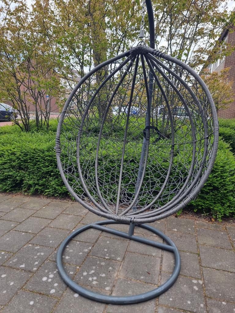 Hangstoel met kussen, Tuin en Terras, Tuinstoelen, Ophalen, Gebruikt, Kunststof