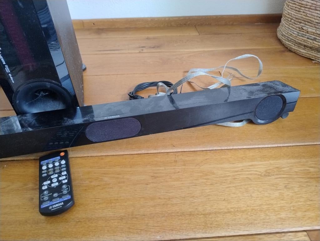 Yamaha soundbar met subwoofer, Ophalen