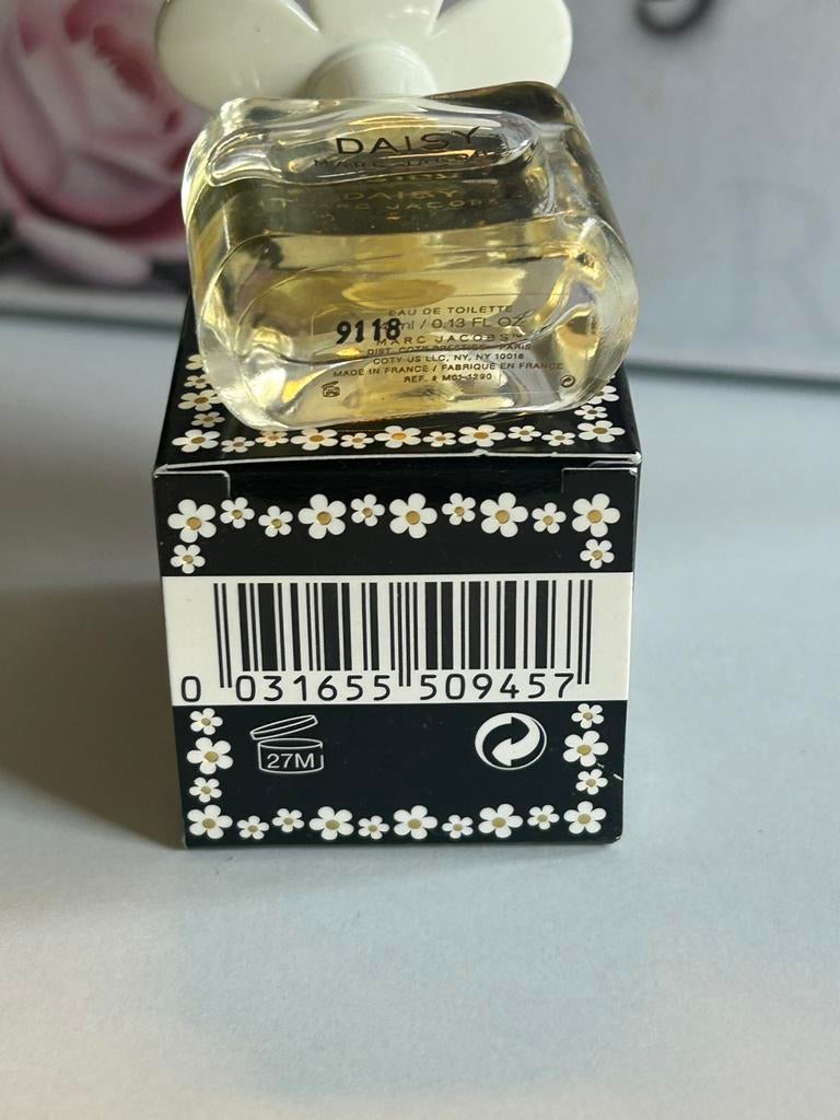 Marc jacobs - daisy miniature 4ml edt, Ophalen of Verzenden, Nieuw, Miniatuur, Gevuld