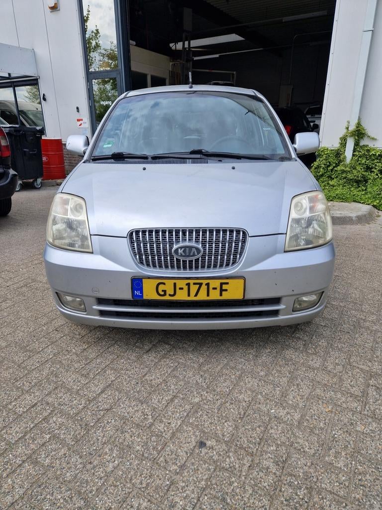 Leuke kleine zuinige auto APK 17-4-27, Auto's, Stoelverwarming, Bedrijf, Handgeschakeld, Zilver of Grijs