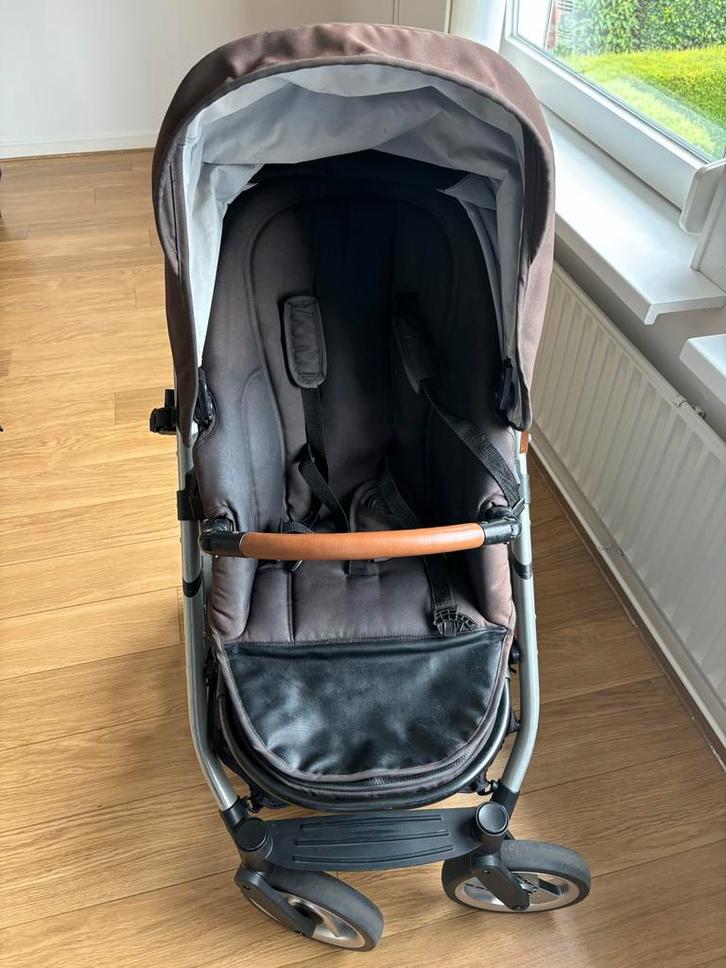 Mutsy Kinderwagen met wieg en zitgedeelte, Kinderen en Baby's, Kinderwagens en Combinaties, Gebruikt, Combiwagen, Mutsy, Met reiswieg