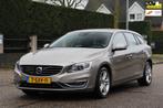 Volvo V60 2.4 D6 AWD Plug-In Hybrid Summumm | NAVI | CLIMA |, Automaat, Vierwielaandrijving, 11 kWh, Te koop