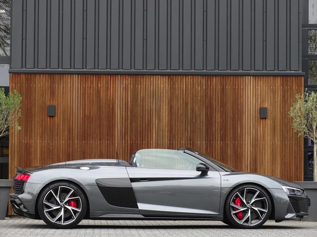 Audi R8 Spyder 5.2 V10 622PK quattro Performance / Carbon /, Auto's, Automaat, Gebruikt, 5204 cc, Leder
