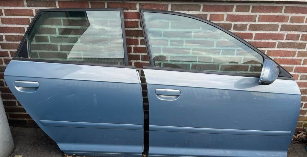 Audi A3 Sportback portieren rechts voor en achter, Auto-onderdelen, Carrosserie en Plaatwerk, Ophalen, Gebruikt, Audi, Voor