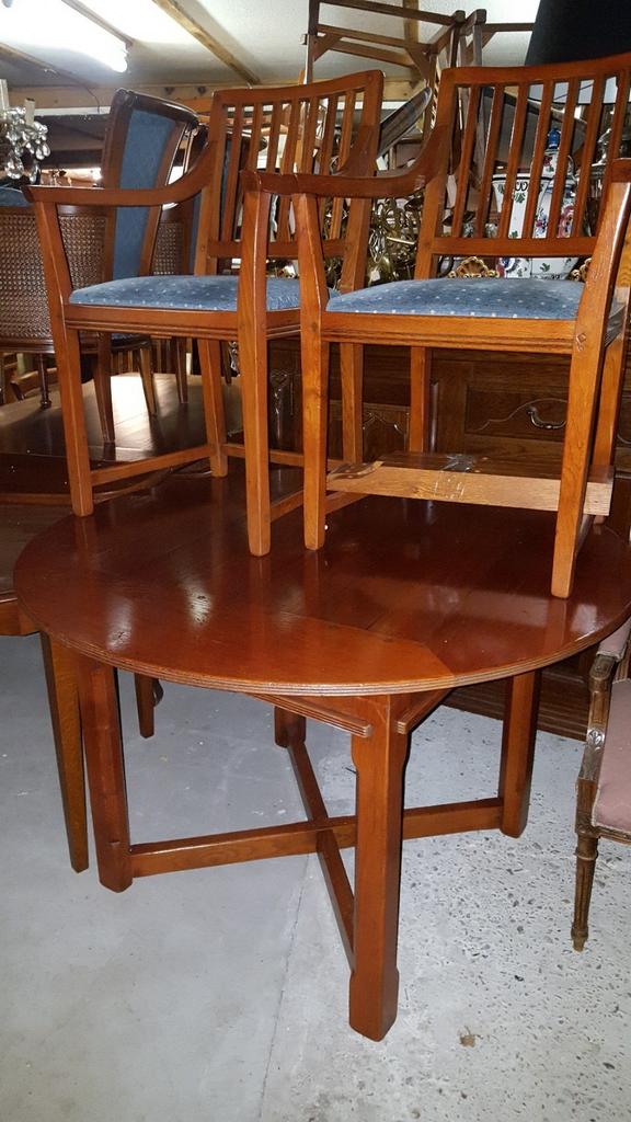 Schuitema eetkamers stoelen en tafel met stoelen, Ophalen