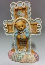 Cherished Teddies Boy with Bibble  (nieuw) kind bijbel kruis, Verzenden, Nieuw, Beeldje, Cherished Teddies