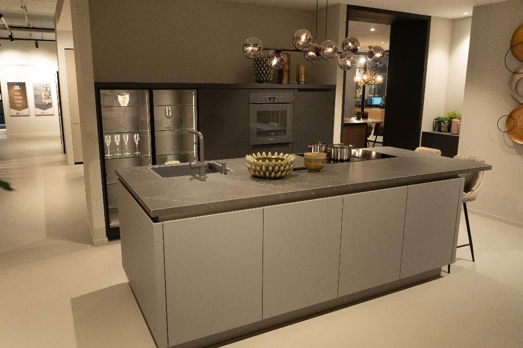 Luxe showroom keuken met kookeiland, Ophalen, Overige typen, Nieuw, Met kookeiland