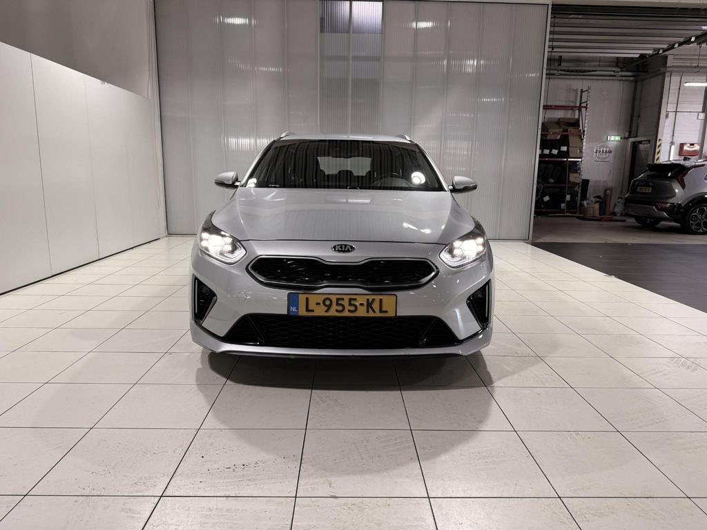 Kia Ceed Sportswagon 1.6 GDI PHEV DynamicLine Plug-in, Apple, Stof, Gebruikt, 1508 kg, Zilver of Grijs