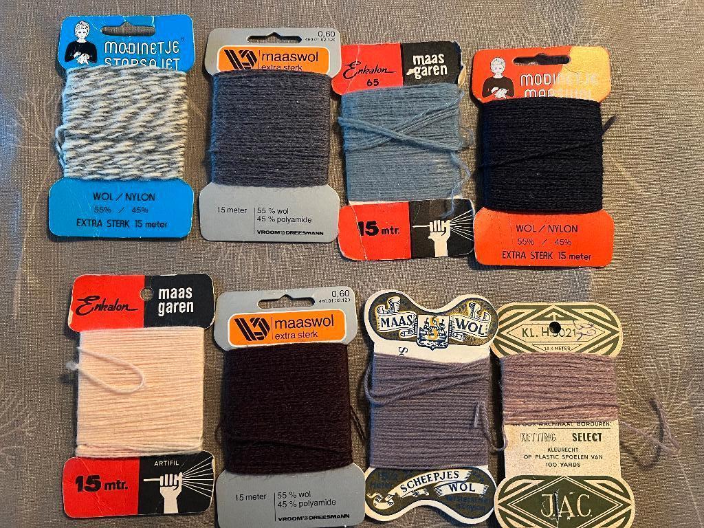 stopwol kaartjes  vintage 8 st   4,00 euro, Hobby en Vrije tijd, Naaien en Fournituren, Ophalen of Verzenden, Zo goed als nieuw