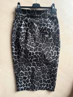 GUESS kokerrok als nieuw in maat XS/S, Kleding | Dames, Rokken, Ophalen of Verzenden, Zo goed als nieuw