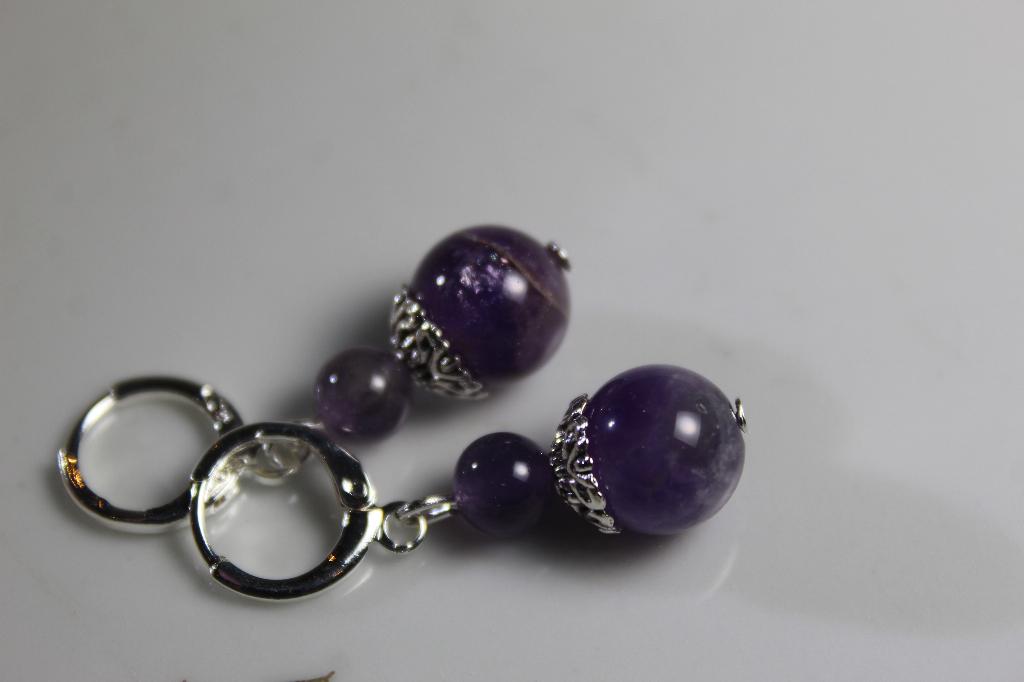 Zilver creolen met amethist - paarse edelsteeen oorbel, Hangers, Paars, Nieuw, Ophalen of Verzenden