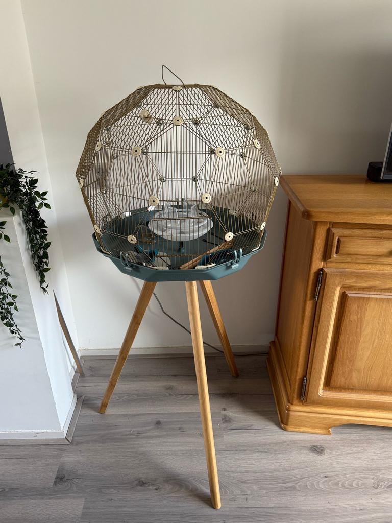 Omlet vogelkooi in nieuwstaat, Dieren en Toebehoren, Ophalen, Zo goed als nieuw, Metaal, Vogelkooi