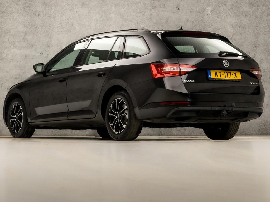 Skoda Superb Combi 1.6 TDI Sportline (GROOT NAVI, APPLE CARP, 12 maanden, Stof, 4 cilinders, Zwart