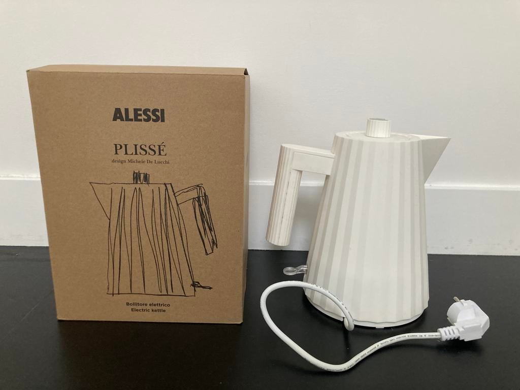 Alessi Plissé waterkoker wit 1 liter, 1 tot 2 liter, Ophalen of Verzenden, Gebruikt