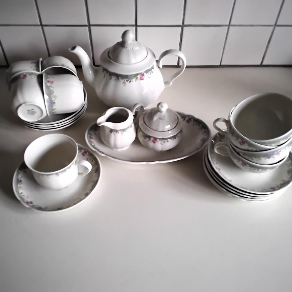 Seltmann weiden  marie luise  met grijze rand  en bloemen, Ophalen, Zo goed als nieuw, Overige stijlen, Kop(pen) en/of Schotel(s)