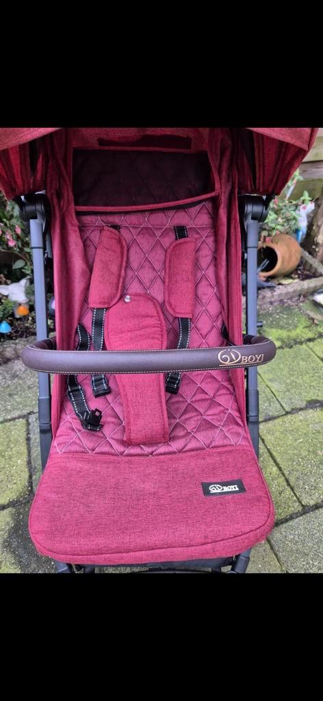 Compacte en stijlvolle kinderwagen - GD Boyi, Kinderen en Baby's, Kinderwagens en Combinaties, Zo goed als nieuw, Kinderwagen