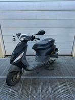 Piaggio zip 2015 opknapper, Fietsen en Brommers, Gebruikt, Zip, Ophalen of Verzenden, Benzine