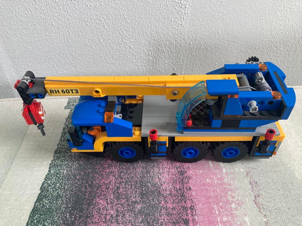 Lego 60324 Mobiele Kraan, Ophalen, Zo goed als nieuw