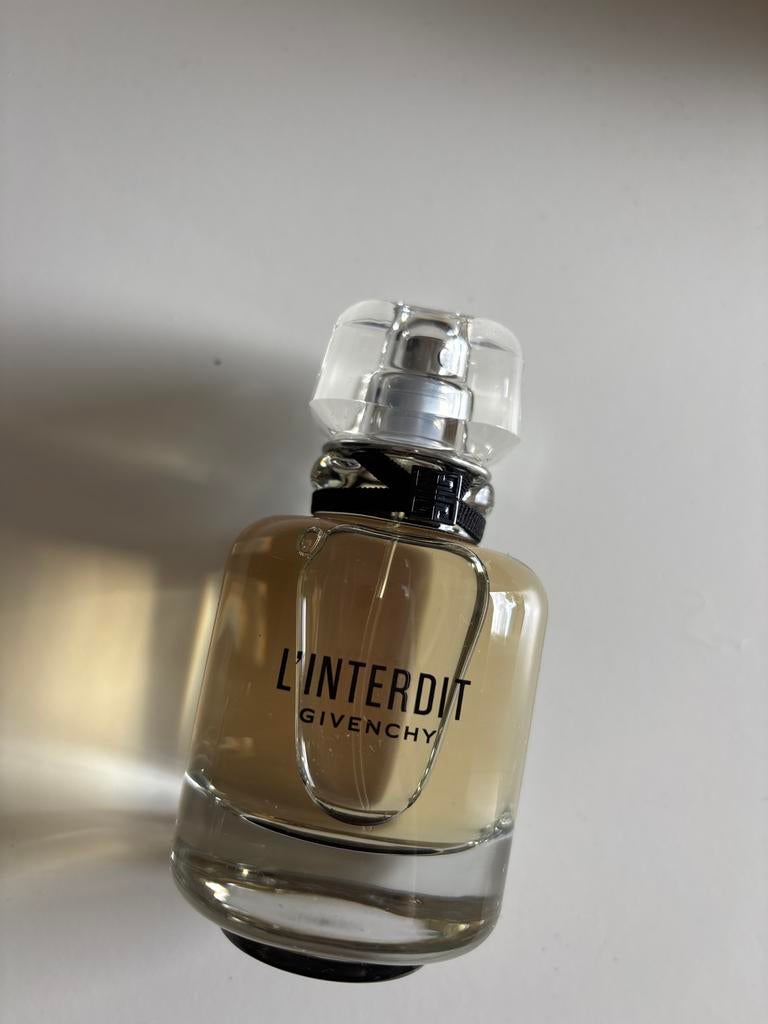 Givenchy L'Interdit Eau de Parfum 50ml (Nieuw), Sieraden, Tassen en Uiterlijk, Uiterlijk | Parfum, Ophalen of Verzenden, Nieuw