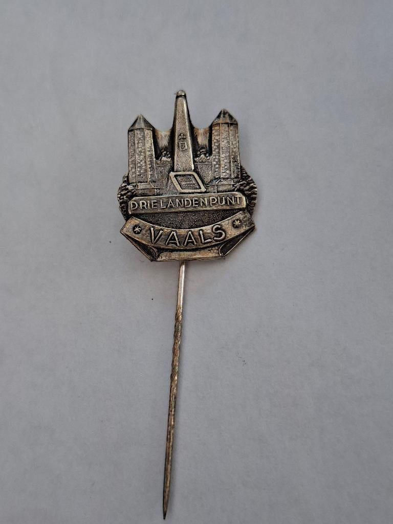 Speldje drielandenpunt vaals, Verzamelen, Speldjes, Pins en Buttons, Ophalen of Verzenden, Gebruikt, Overige onderwerpen