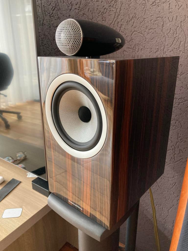 Bowers & Wilkins 705 S2 Signature - Zo goed als nieuw, Ophalen of Verzenden, Zo goed als nieuw, Front, Rear of Stereo speakers