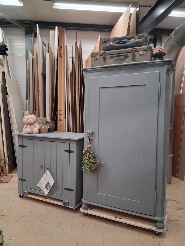 Mooie babykamer kast en commode, Ophalen, 50 tot 70 cm, 105 cm of meer, 100 cm of meer