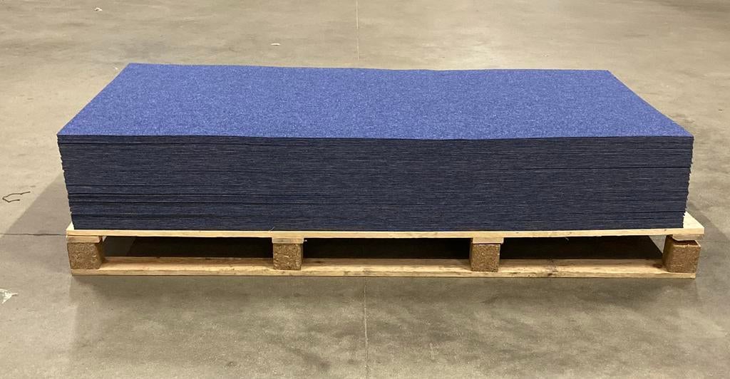 Tapijttegels  195cm X 100cm Nieuw fabrieksopruiming, Huis en Inrichting, Stoffering | Vloerbedekking, Ophalen, Blauw, Nieuw, Tapijttegels