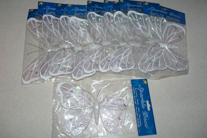 nieuw 9x decoratie vlinder 22.5 cm wit, Diversen, Pasen, Nieuw, Ophalen of Verzenden