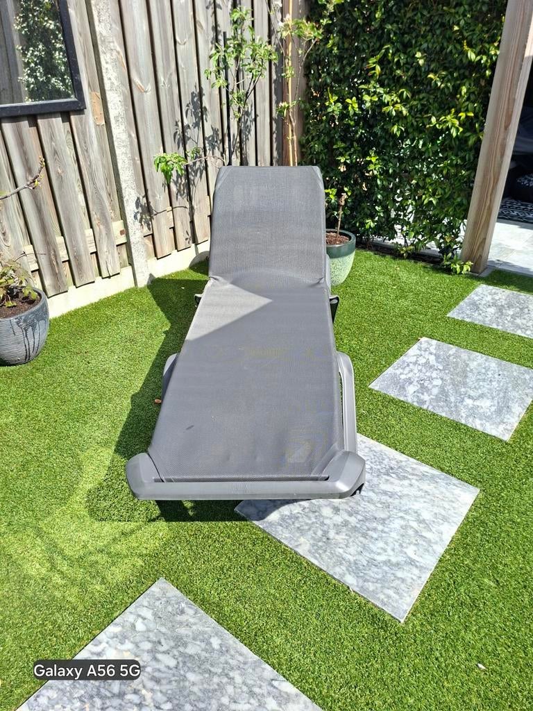 Balliu Ligbed - Verstelbaar en Comfortabel, Ophalen, Gebruikt, Kunststof, Verstelbaar