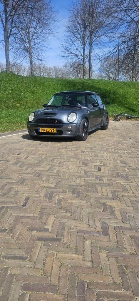 Mini 1.6 16V Cooper S 120KW 2002 Grijs, Voorwielaandrijving, 4 cilinders, 4 stoelen, 163 pk