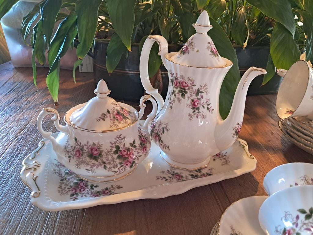 Royal Albert Lavender Rose servies, Ophalen