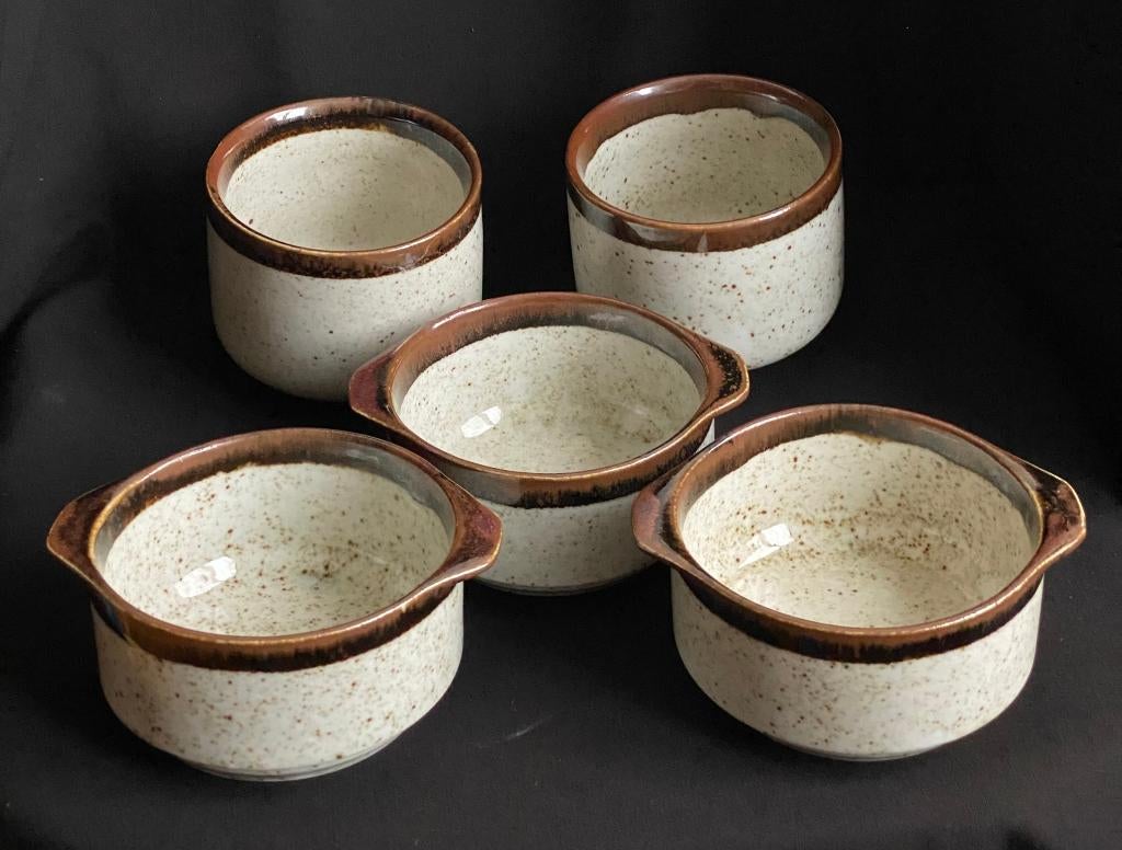 5 (3+2) mooie kommen, los te koop, Huis en Inrichting, Keuken | Servies, Keramiek, Ophalen of Verzenden, Zo goed als nieuw, Kom(men)