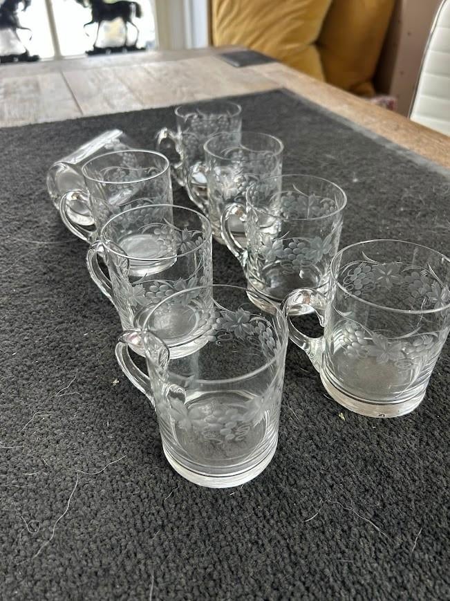 Set Vintage Bowlglazen met klassiek geëtst decor van druiven, Huis en Inrichting, Glas of Glazen, Gebruikt, Ophalen of Verzenden