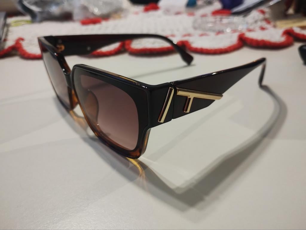 Zonnebril Fendi, Sieraden, Tassen en Uiterlijk, Zonnebrillen en Brillen | Dames, Ophalen of Verzenden, Nieuw, Zonnebril