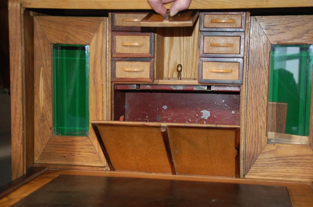 bureau/ Rol top secretaire met kluis./ Uniek/hangkast /kluis, Ophalen of Verzenden