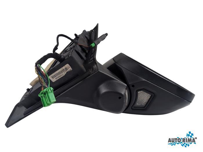 Buitenspiegel rechts van een Volvo V70, Gebruikt, -, -, Ophalen of Verzenden