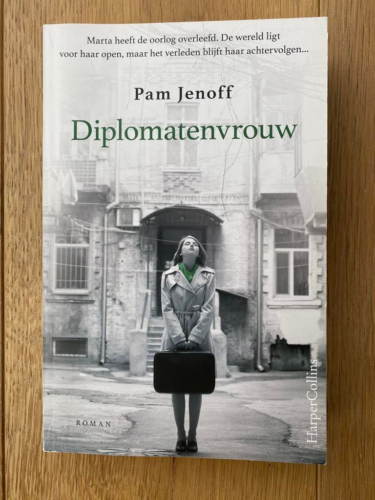 Pam Jenoff - Diplomatenvrouw oorlogsroman, Ophalen, Zo goed als nieuw