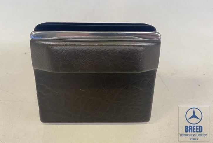 NOS asbak bruin voor Mercedes-Benz W114 W115 /8, Auto-onderdelen, Interieur en Bekleding, Mercedes-Benz, Nieuw, Ophalen of Verzenden